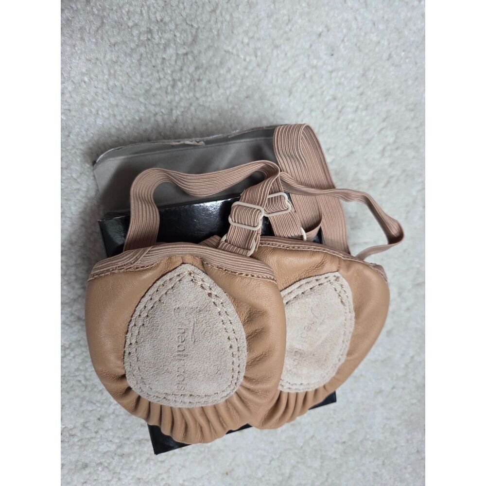 Theatricals Leather Dance Turners / Half Soles – Ballet & Lyrical – Tan Size XL